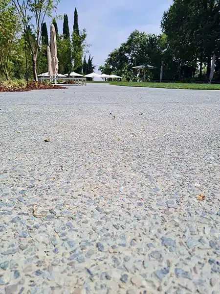 pavimenti-esterni-per-il-parcheggio-di-casa