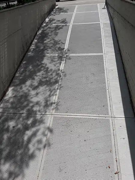 rampa in durocret a lisca di pesce